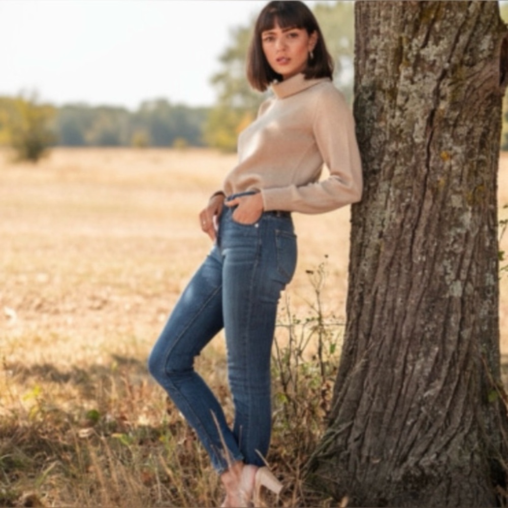 PAIGE Hoxten Crop Tristan Denim Jeans